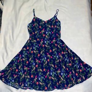 Strappy blue floral dress. Size M.